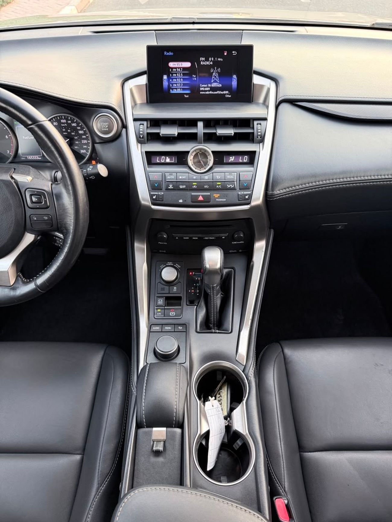 لكزس NX200t STD (NON GCC)