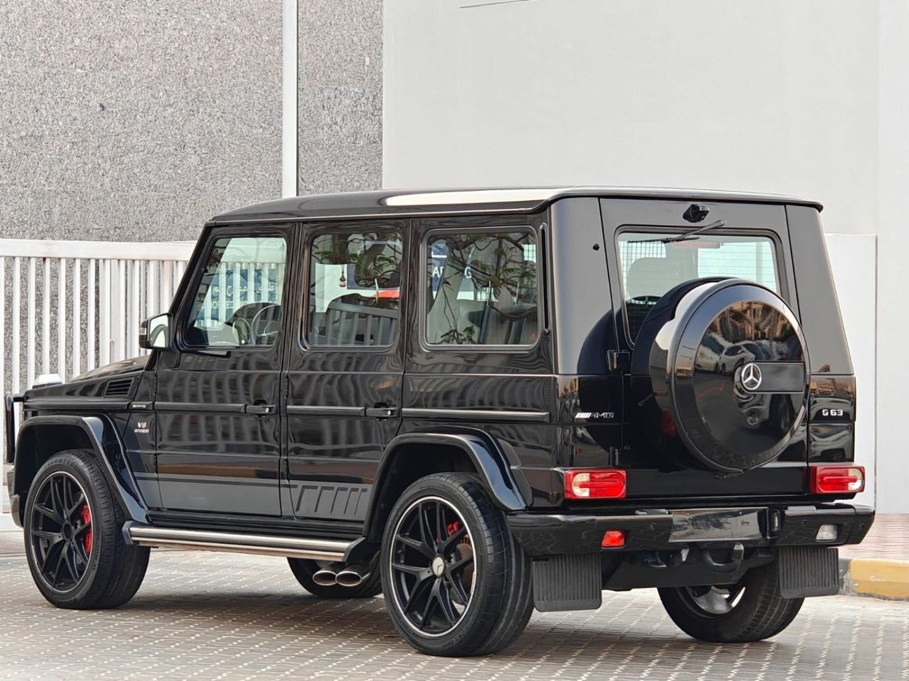 Mercedes-Benz G 63 AMG G-63 AMG 2017 GCC ORGINAL PAINT // ACCIDENT FREE // FSH // PERFECT CONDITION