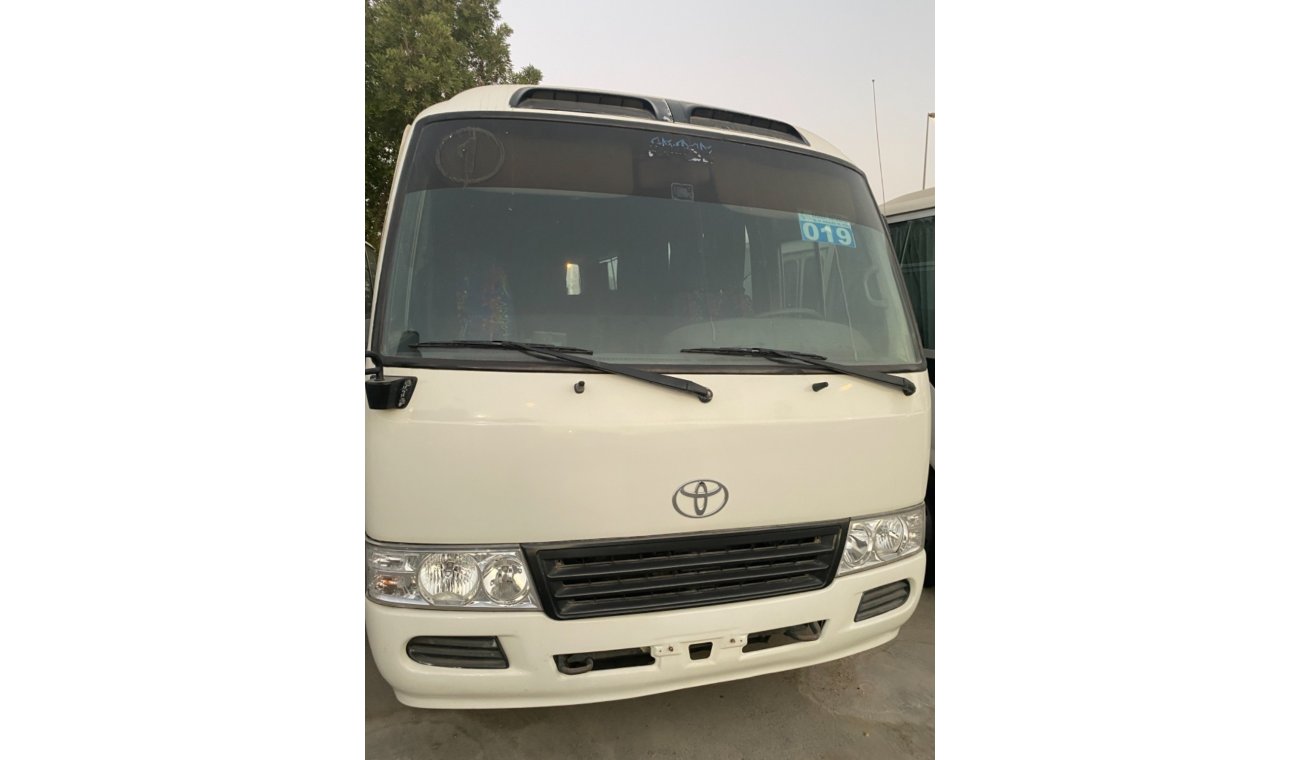 Toyota Coaster 30 diesel clean car