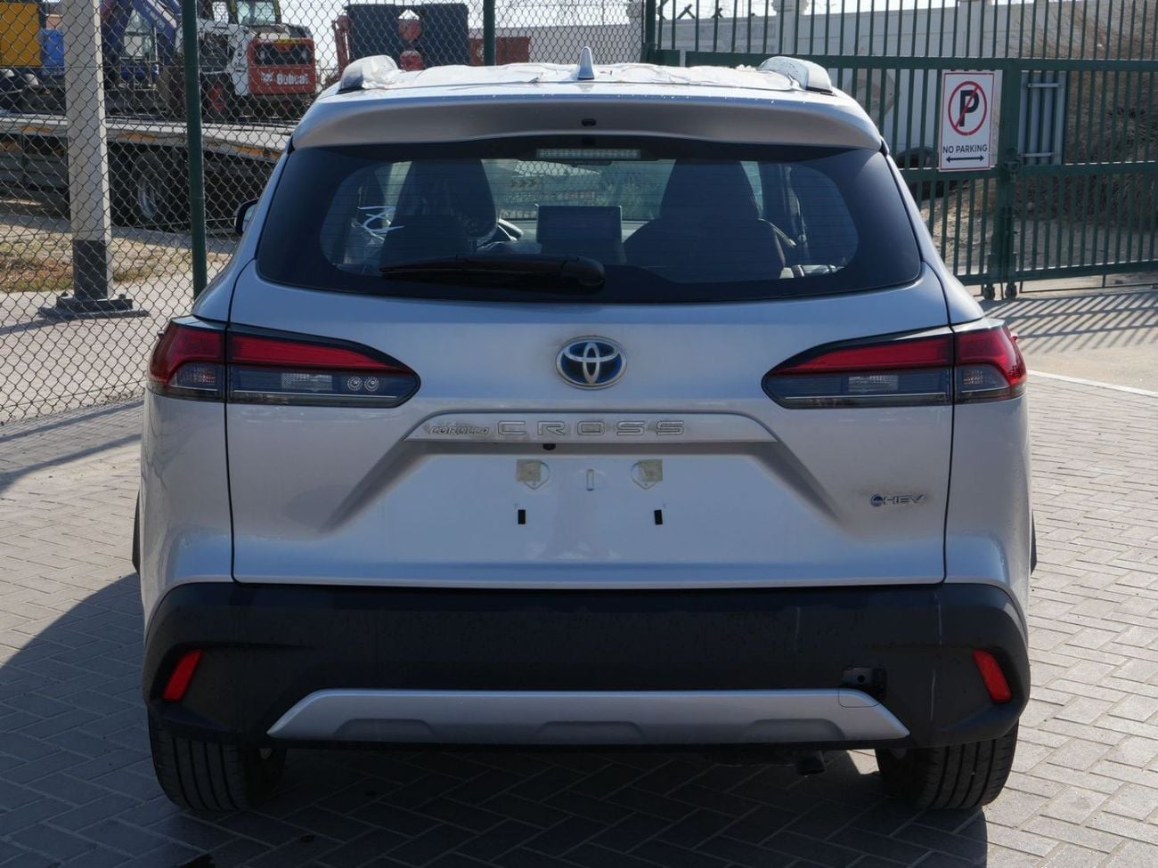 Toyota Corolla Cross LTD HEV 2025 TOYOTA COROLLA CROSS 1.8L HYBRID PET A/T SUNROOF FULL GCC BRAND NEW 0KM