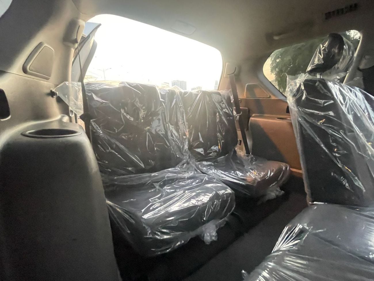 Toyota Prado TOYOTA LANDCRUISER PRADO 2013 SILVER 4WD AT DIESEL = RIGHT HAND