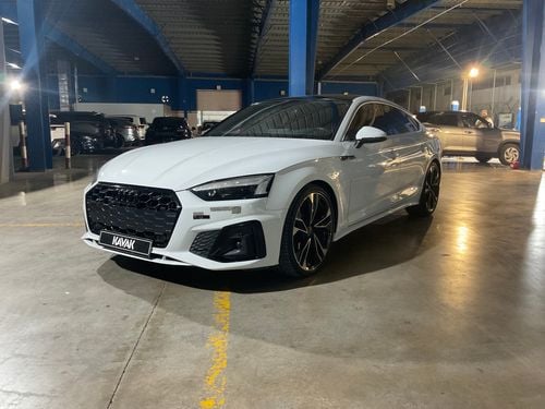 أودي A5 40 TFSI S-Line | شامل الضمان | 0 ﺪﻔﻋﺓ ﺃﻮﻟﻯ