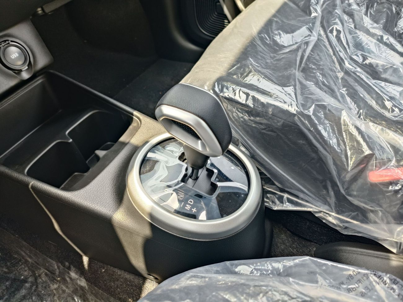 Suzuki Celerio 1.0L V4, GLX, Black Rims, A/T, Gear, SPECIAL QUANTITY DEAL OFFER FOR ALGERIA (CODE # CGLM)