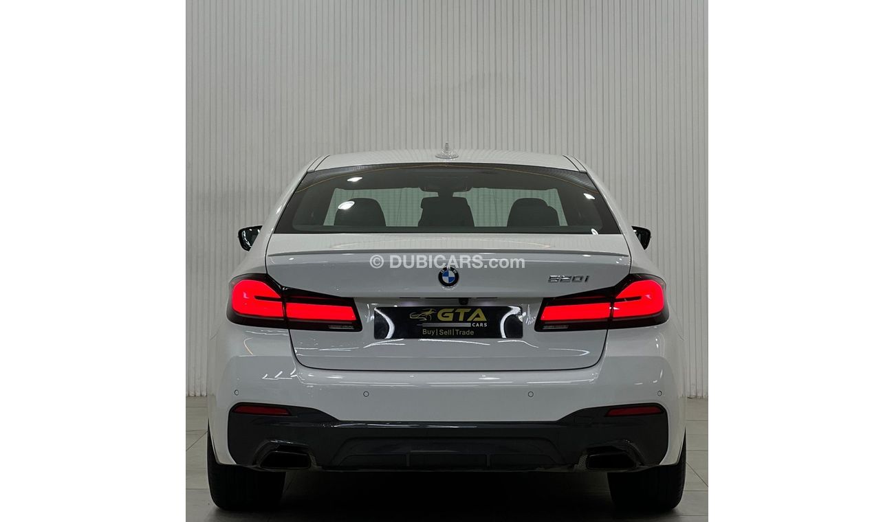 بي أم دبليو 520i M سبورت جوي كومفورت 2022 BMW 520i M-Sport, 5 Years BMW Warranty + Service Pack, Full BMW Service His