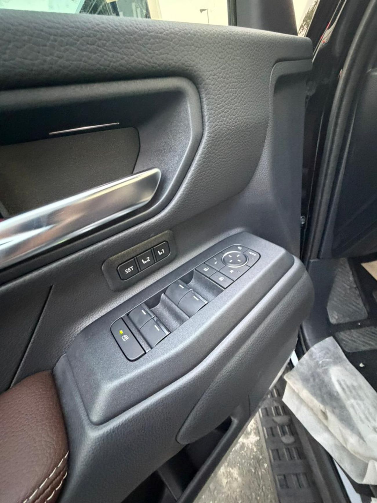 تويوتا برادو Toyota Prado 2.8L diesel Adventure + 2025 Full with headup display