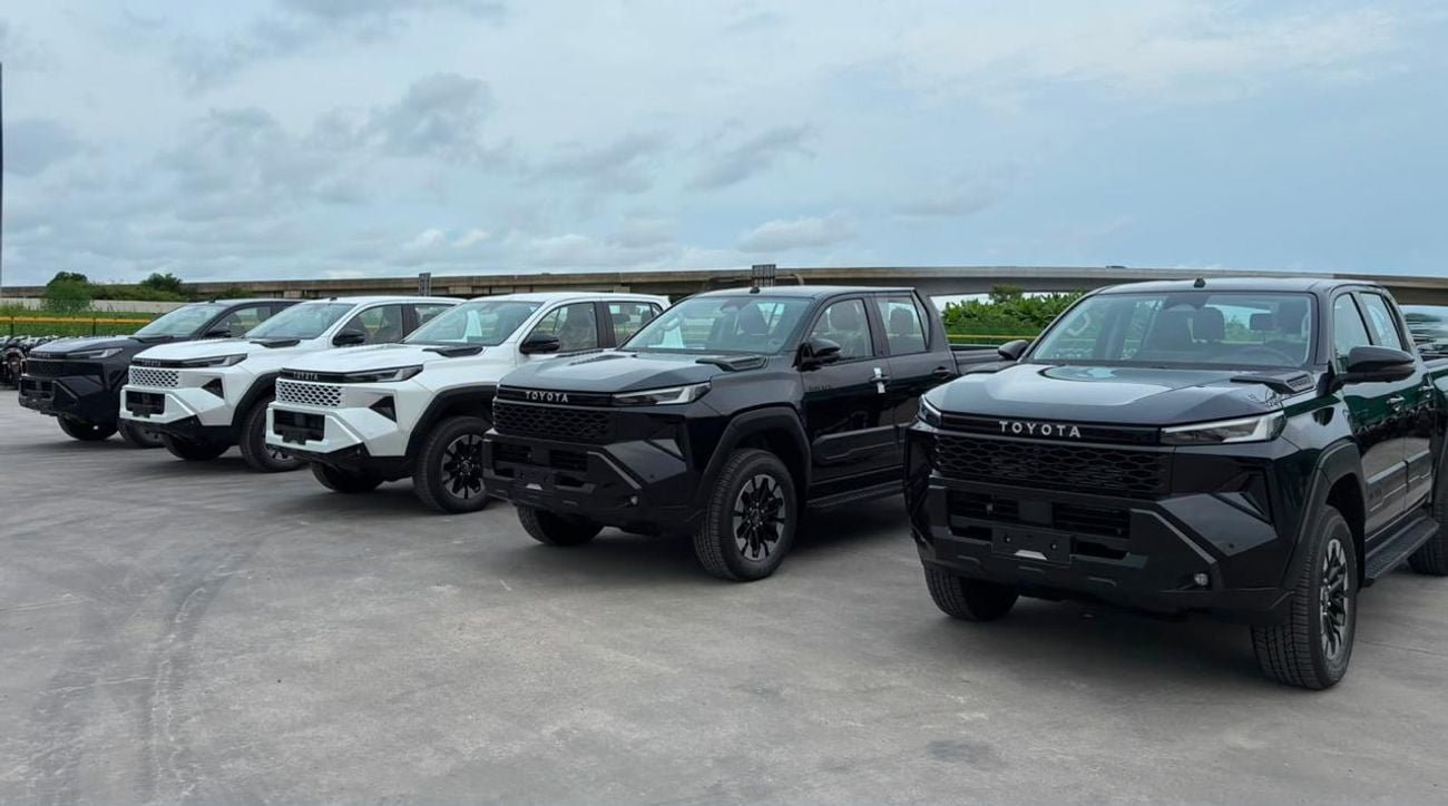 Toyota Hilux ADVENTURE 2.8 Full Option New Shape Brand New