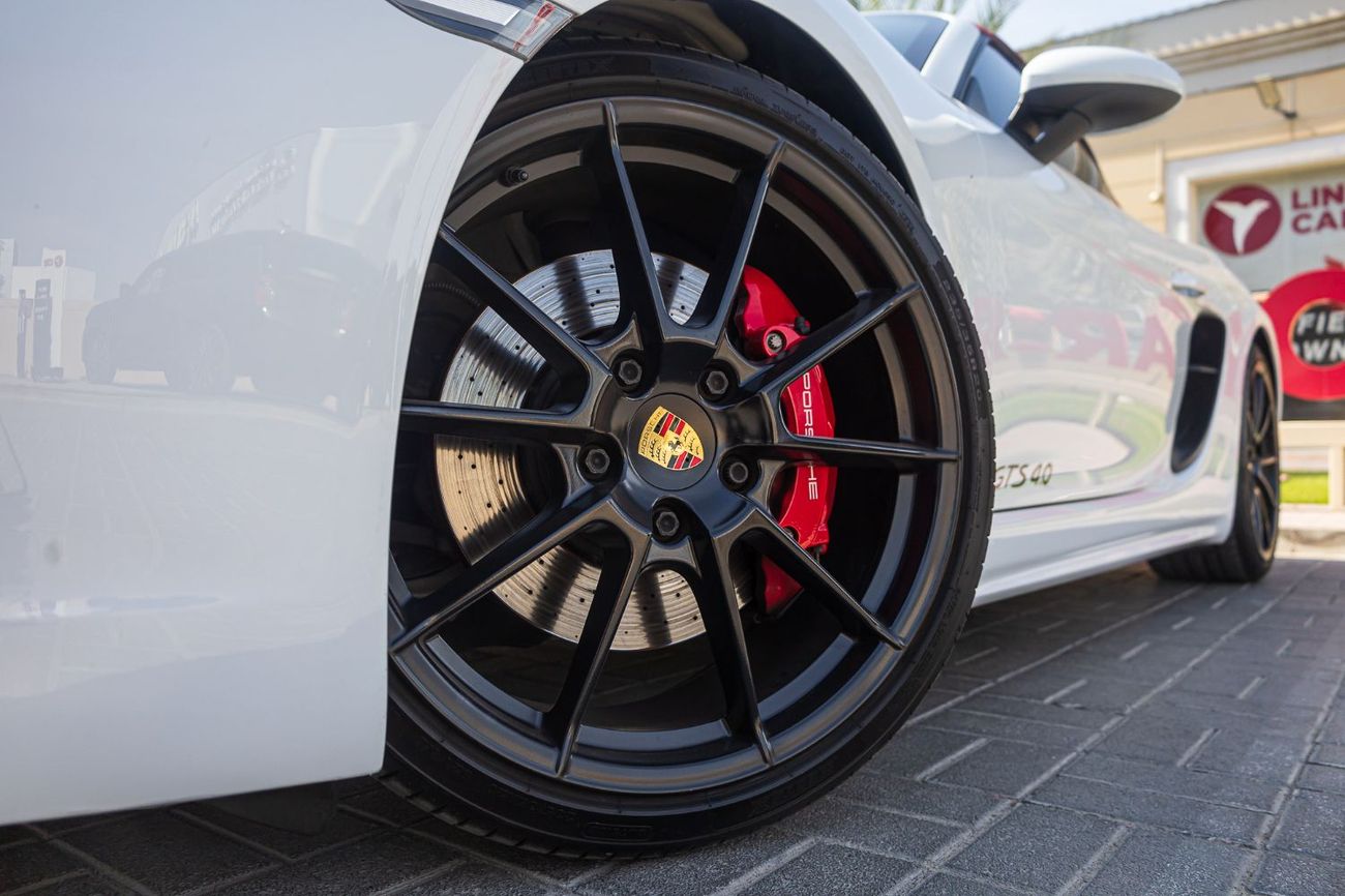 Porsche 718 Boxster GTS 4.0L A/T