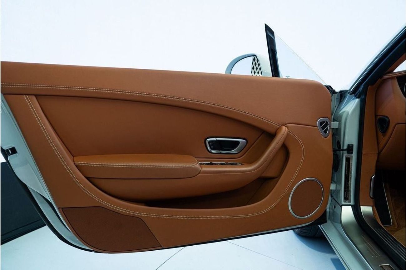 بنتلي كونتيننتال جي تي سي W12