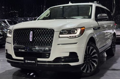 Lincoln Navigator Presidential 3.5L 2022 Lincoln Navigator, 2028 Lincoln Warranty + Service Pack, 7 Seater, GCC