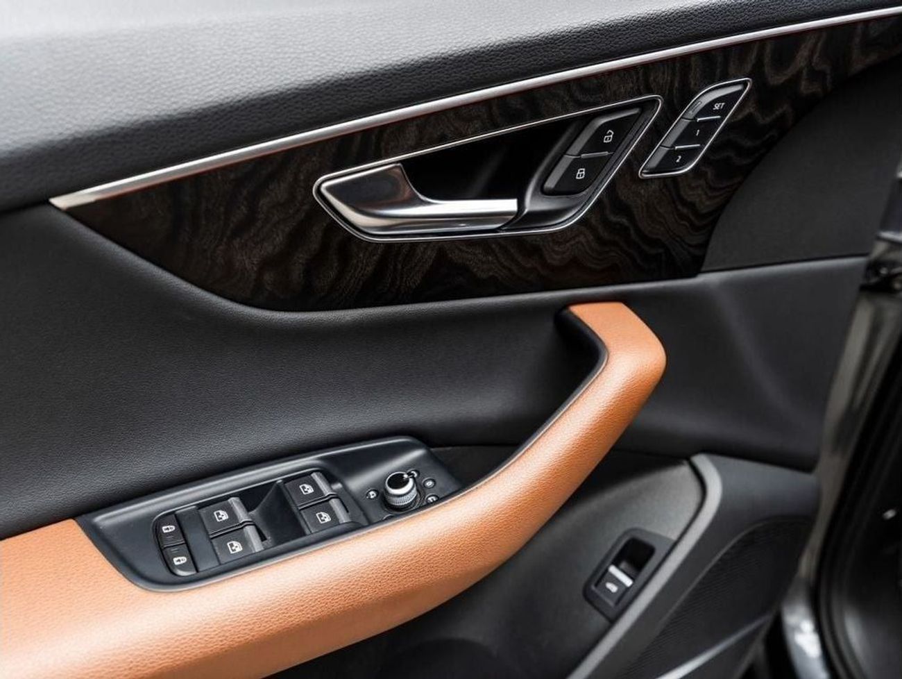 أودي Q7 55 TFSI quattro S-Line 3.0L