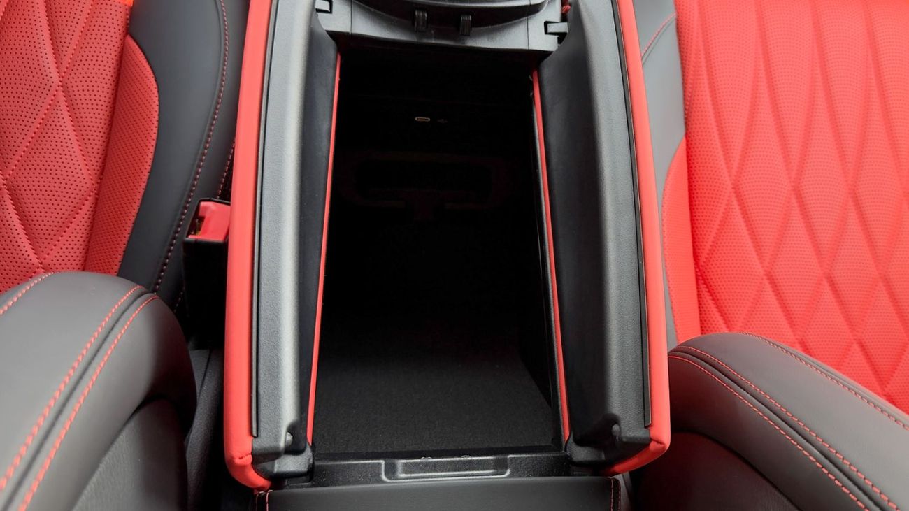 Mercedes Benz G63 AMG STANDARD 2026 Mercedes-Benz AMG G 63 4.0L AT Petrol (Black-Red)