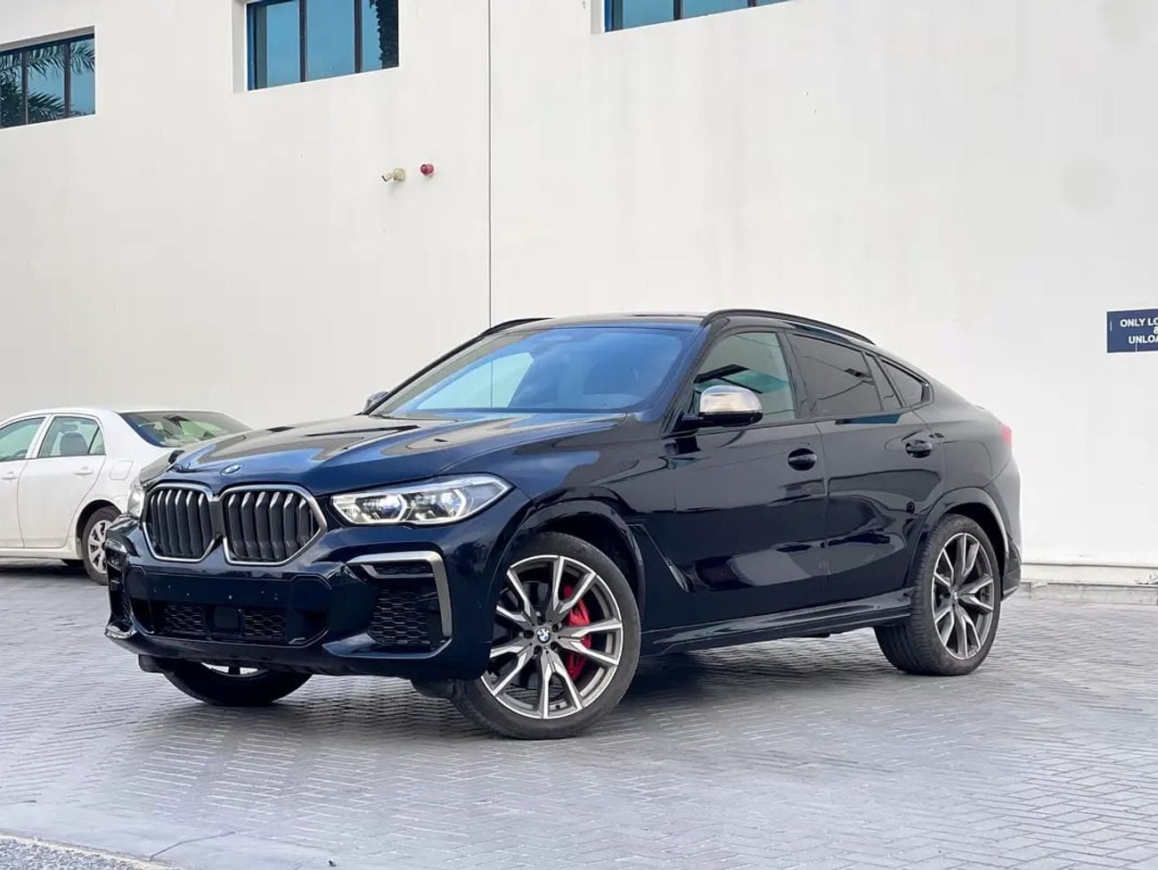 BMW X6 50i M Sport 4.4L 3,010 P.M | 50i M Sport - Korean Specs - Excellent Condition | Low Milage