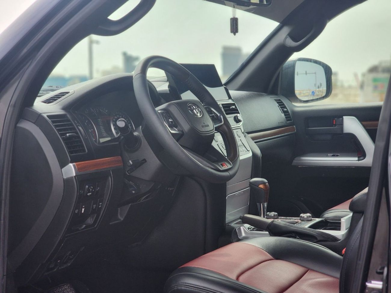 تويوتا لاند كروزر GX.R V6 upgrade 2022