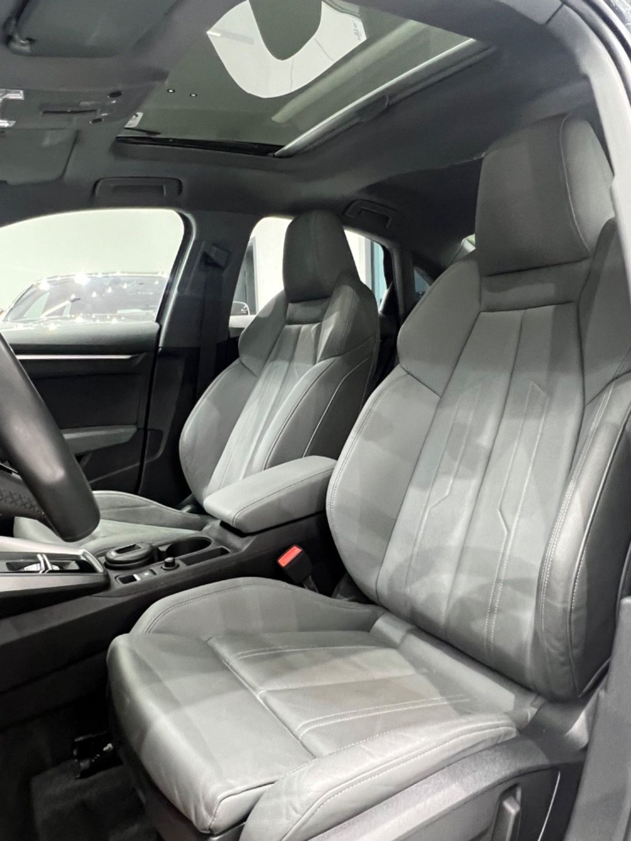 أودي A3 35 TFSI S Line 1.4L