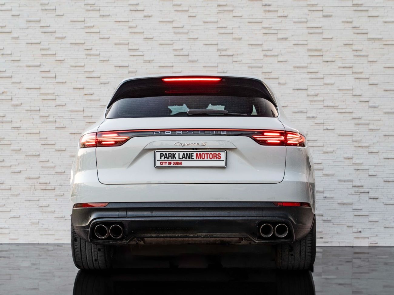 Porsche Cayenne S 2.9L (440 HP)