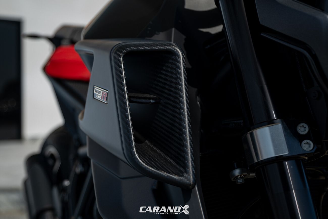 كاي تي أم 1300R KTM BRABUS 1300 R Signature Black 1 of 77