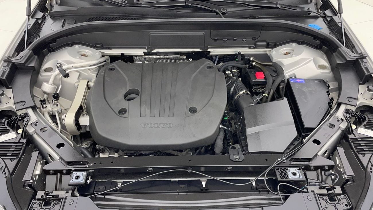 فولفو XC 60 2L 2023 | 0 DP | 1561/Month | 30 Day Return | Service History