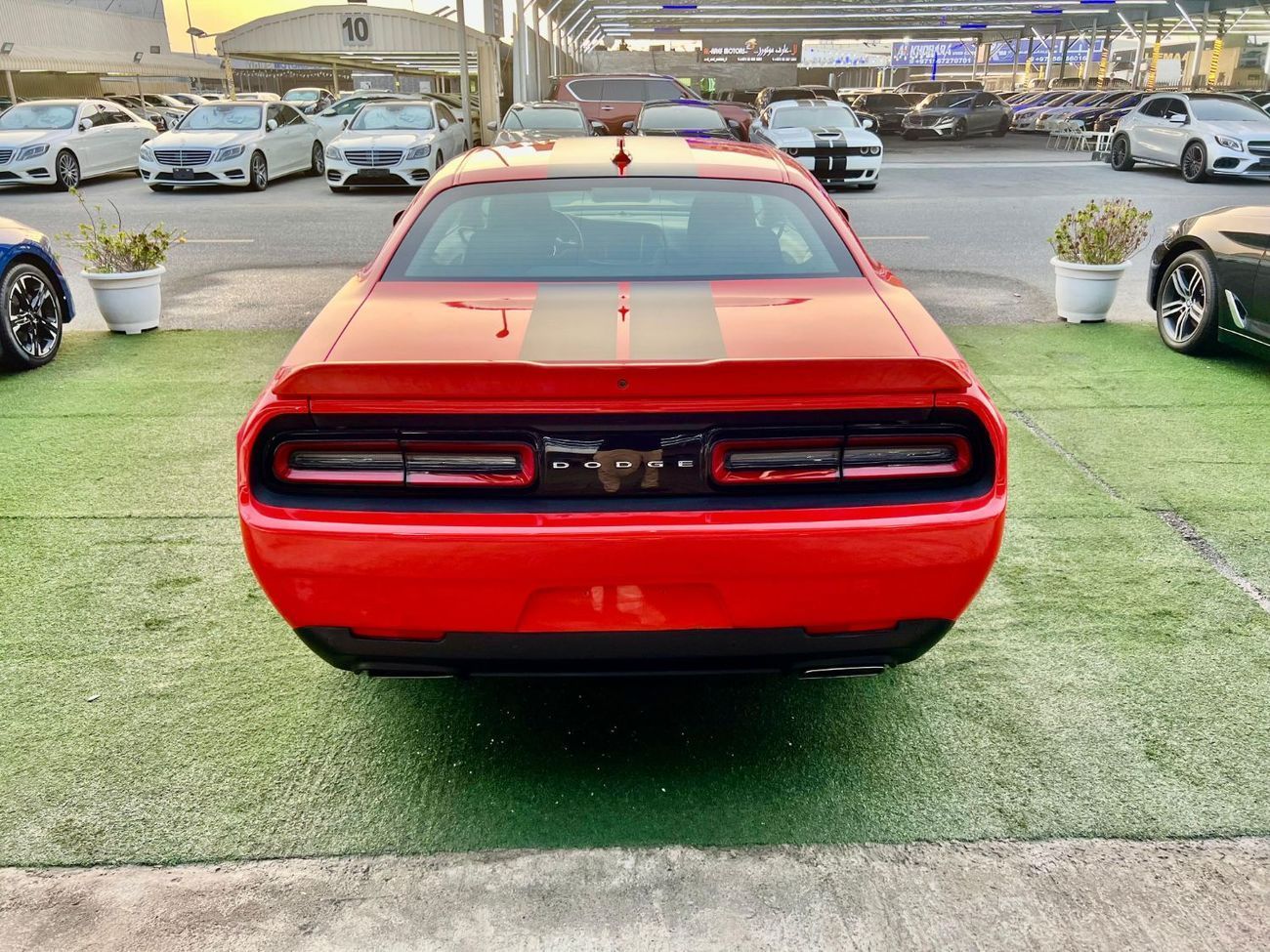 Dodge Challenger R/T Plus Shaker 5.7L (372 HP) warranty one year bank financie available