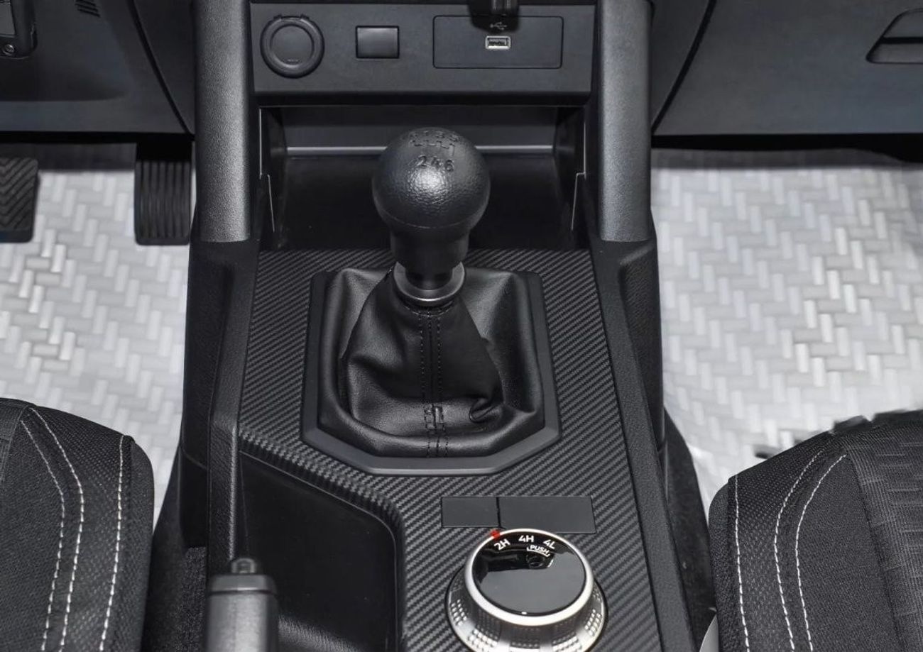 ميتسوبيشي L200 Mitsubishi L200 / Triton GLX 4WD 2.4L Diesel MT High Line