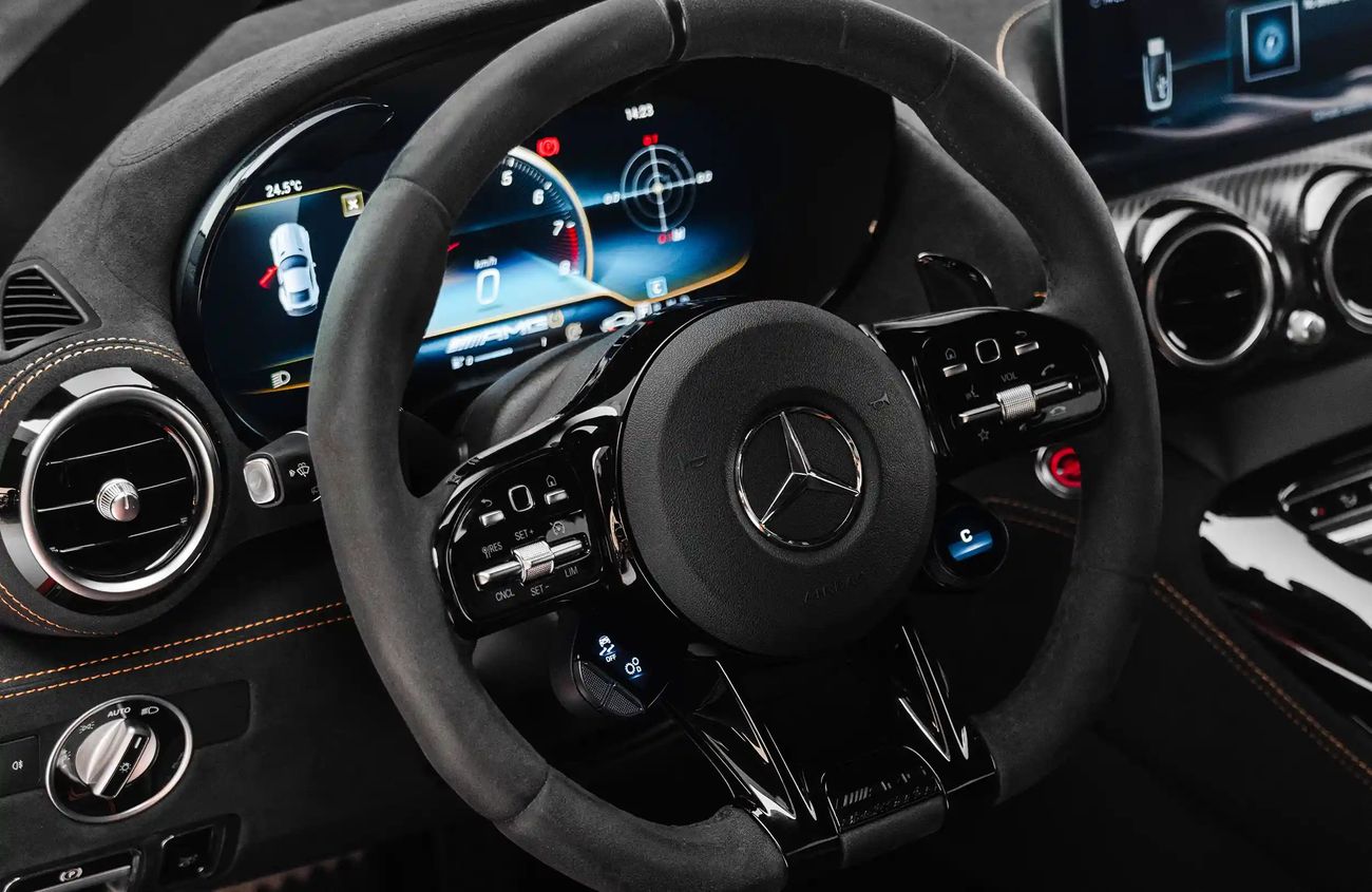 Mercedes-Benz AMG GT All-new 4.0L V8 biturbo engine