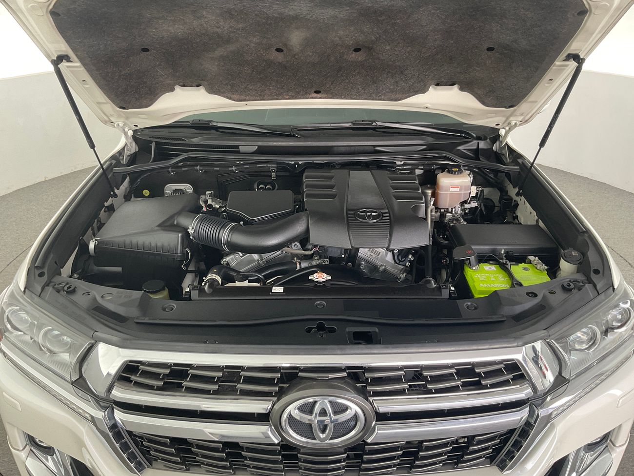 تويوتا لاند كروزر GXR GT | شامل الضمان | 0 ﺪﻔﻋﺓ ﺃﻮﻟﻯ