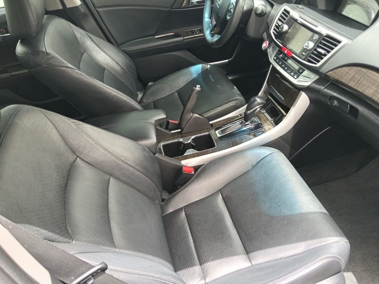 Honda Accord LX Full Option
