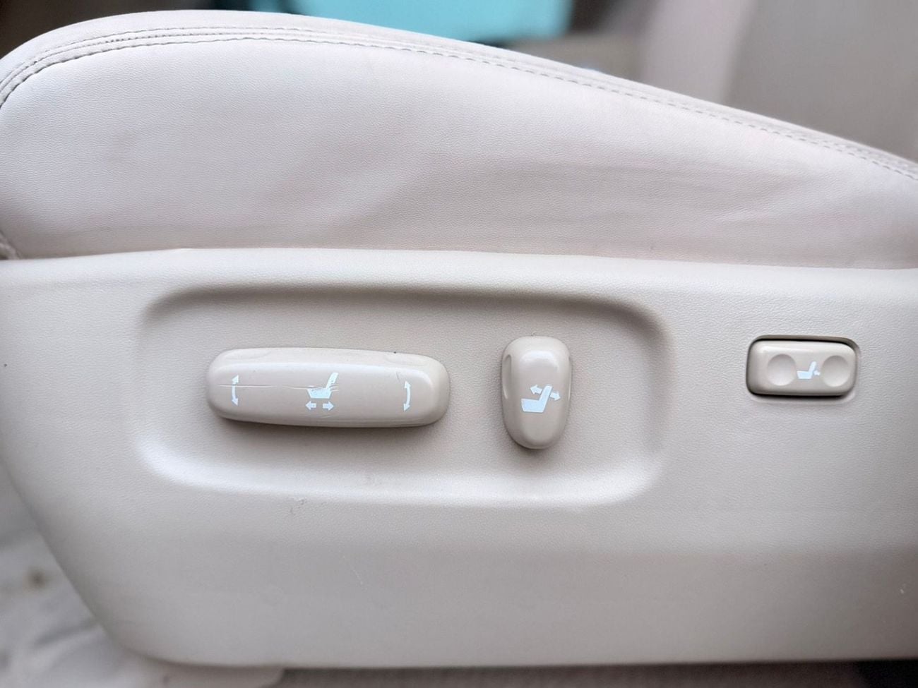 Toyota Land Cruiser GXR+ 4.0L