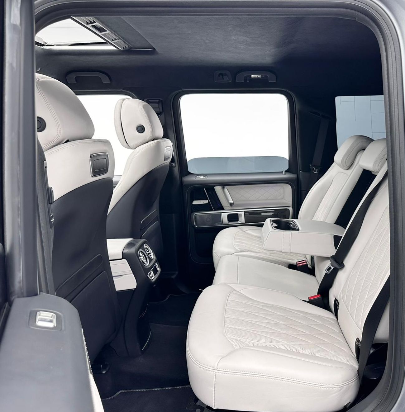 Mercedes-Benz G 63 AMG 2023 Mercedes Benz G63 AMG, 2028 Mercedes Warranty, 2027 Mercedes Service Contract, Mercedes Full Se