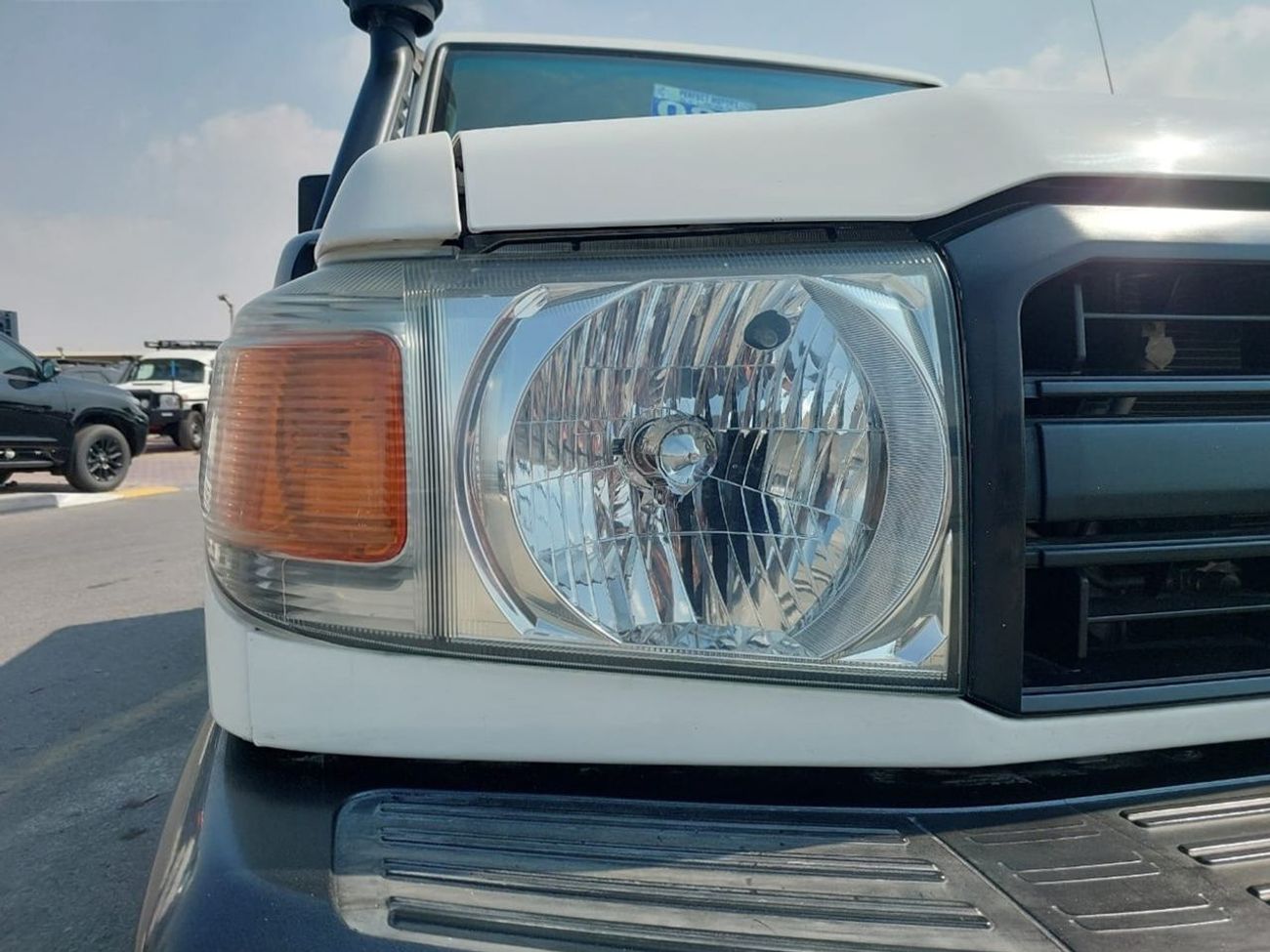 Toyota Land Cruiser Pick Up TOYOTA LAND CRUISER PICKUP LHD 2018 MODEL 4.2 L DIESEL MANUAL(PM42763)