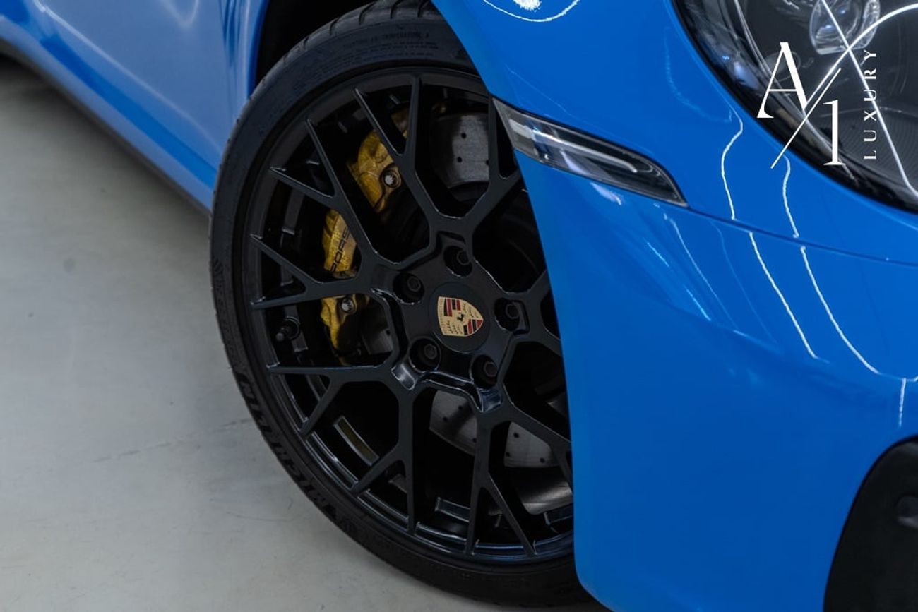 بورش 911 Carrera GTS 3.0L (450 HP) Coupe