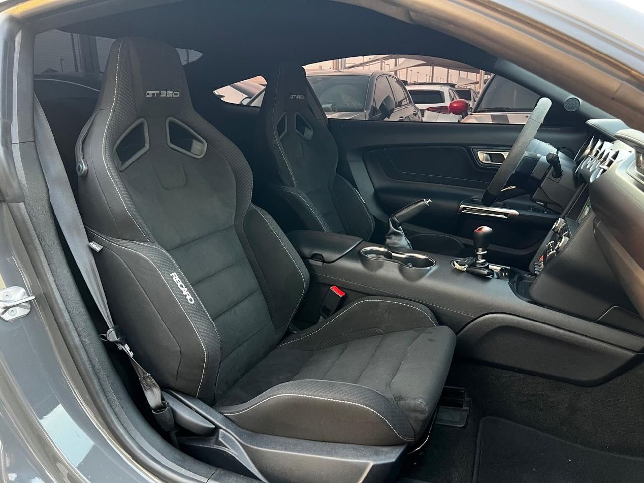 Ford Mustang Shelby GT350 Mustang chelby V8 GT350 Model 2018 GCC SPECS ORIGINAL paint no accident, full check age