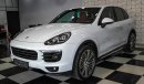 Porsche Cayenne S Full service history , under warranty