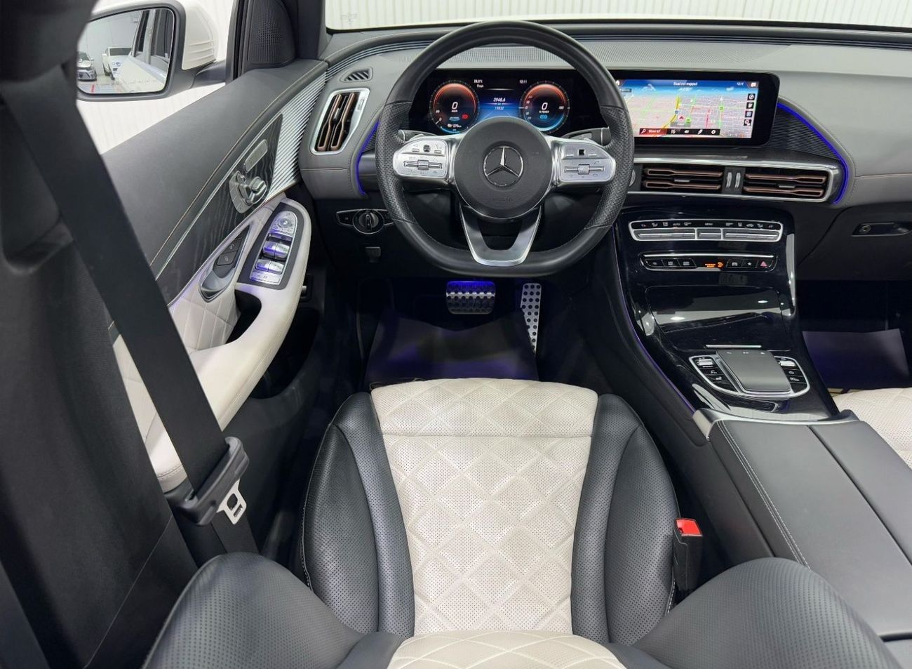 Mercedes-Benz EQC 400 4MATIC 2021 Mercedes Benz EQC 400 4MATIC, 2029 Mercedes Warranty + Service Pack, Very Low Kms, GCC