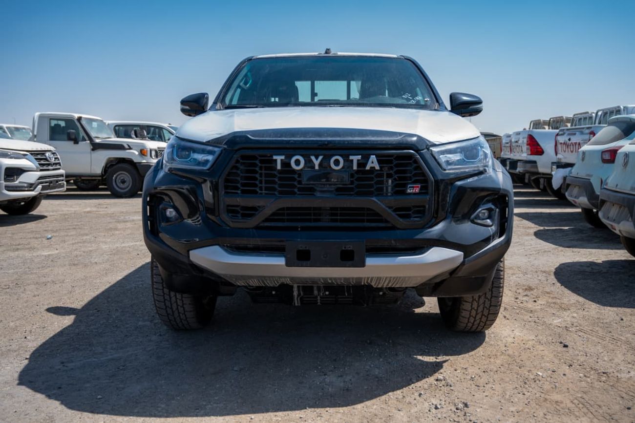 تويوتا هيلوكس Hilux GR-Sports | 4.0L | Petrol | Automatic | 4X4 | 2026