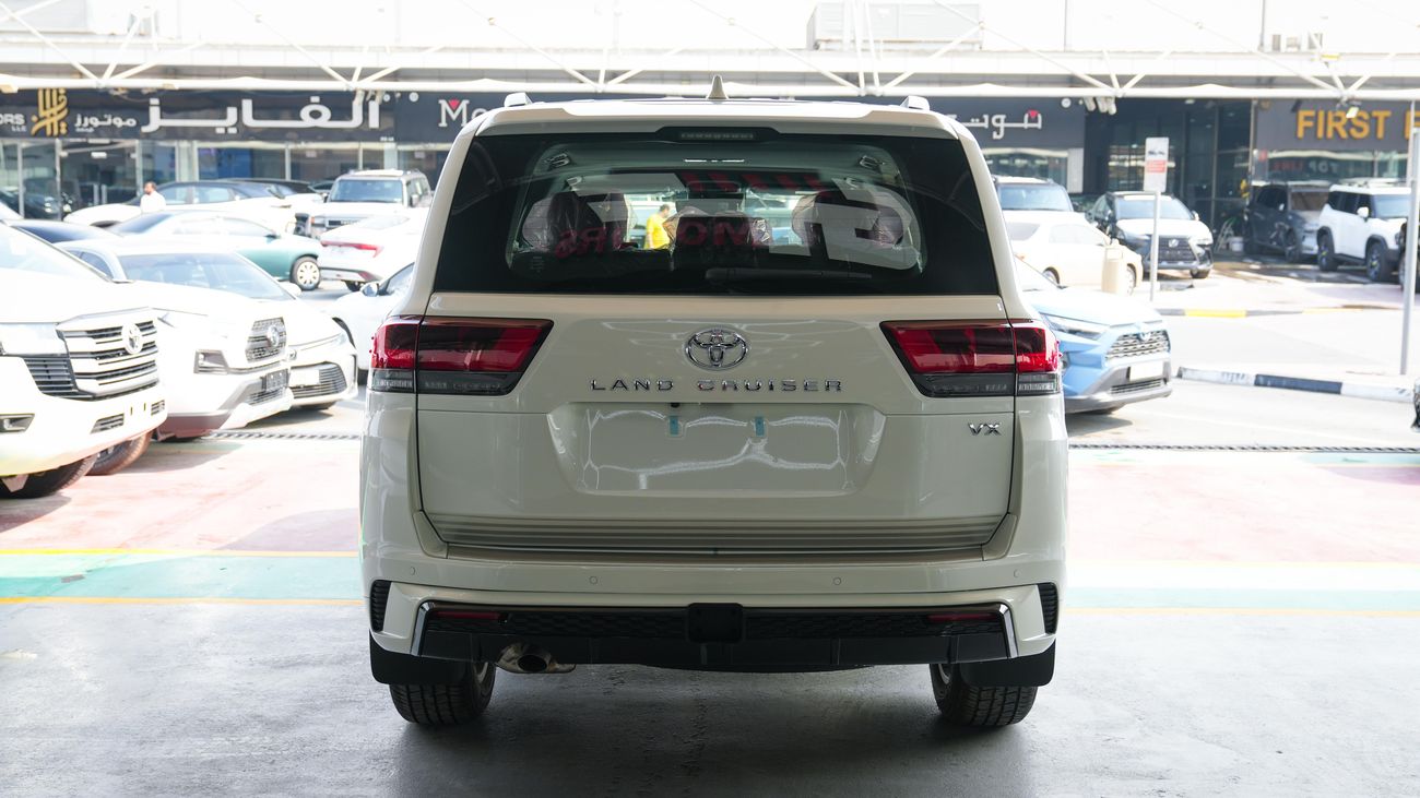 تويوتا لاند كروزر LX