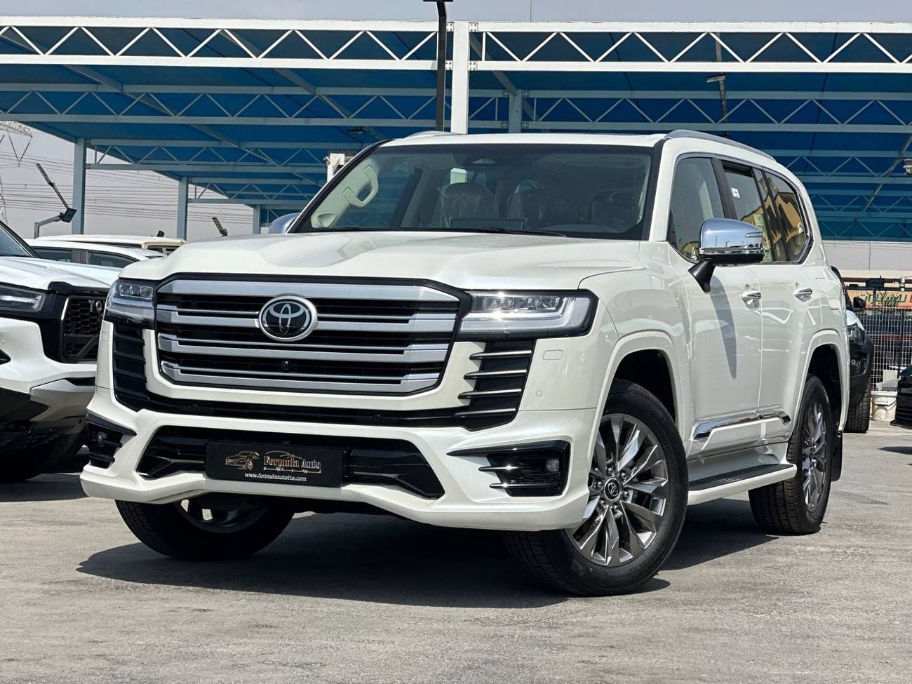 تويوتا لاند كروزر VXR 4.0 لتر PTR أوتوماتيك // 2026 // كاملة المواصفات مع رادار، كاميرا 360 درجة، ذاكرة، مقاعد مدفأة و