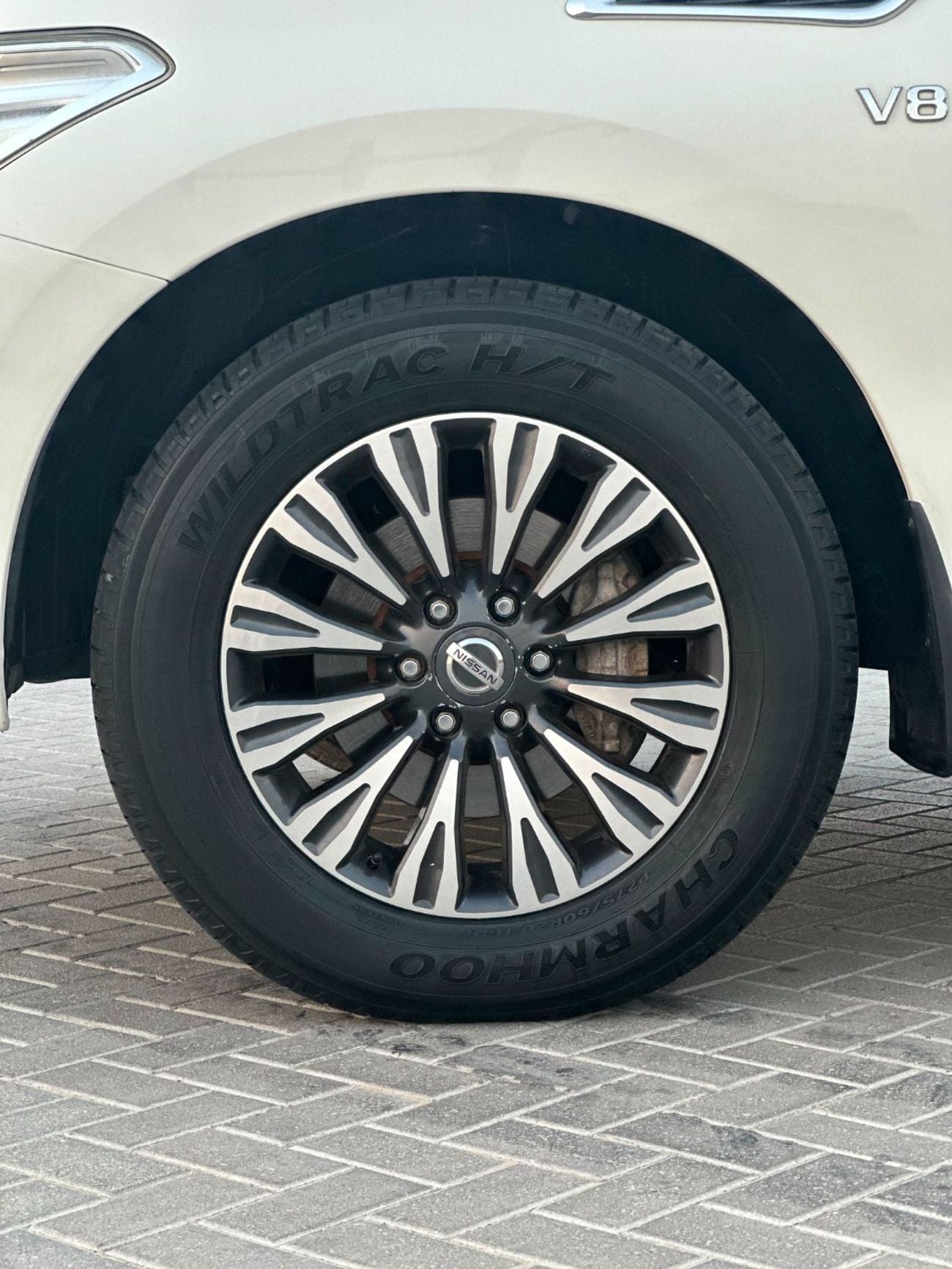 نيسان باترول LE TITANIUM