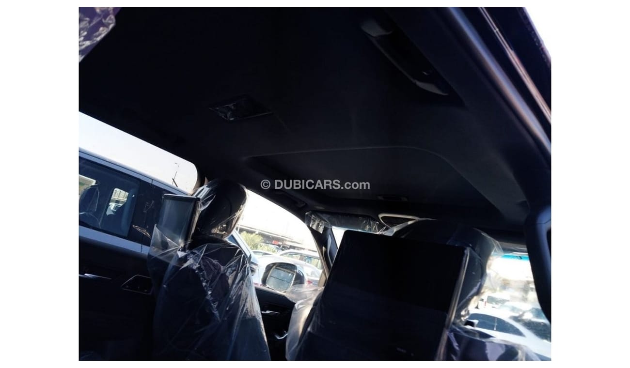 تويوتا لاند كروزر 3.3L VX.R FULL OPTION