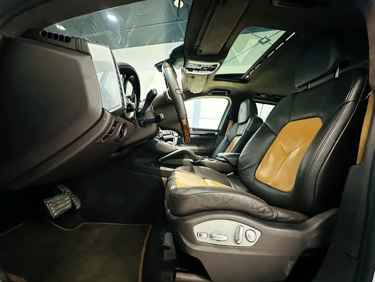 Porsche Cayenne TURBO