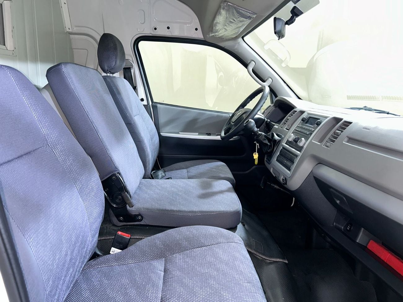 Foton View C Panel Van BJ5039 View CS2 Cargo Van HR MT Diesel / AL TAYER MOTORS / AL QOUZ SHOWROOM