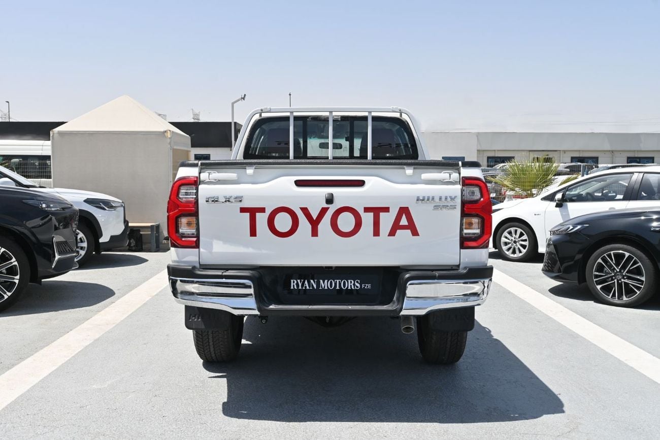 تويوتا هيلوكس Toyota Hilux SR5 GLXS 2.7L Petrol, Automatic 4WD, Model 2025, Color White
