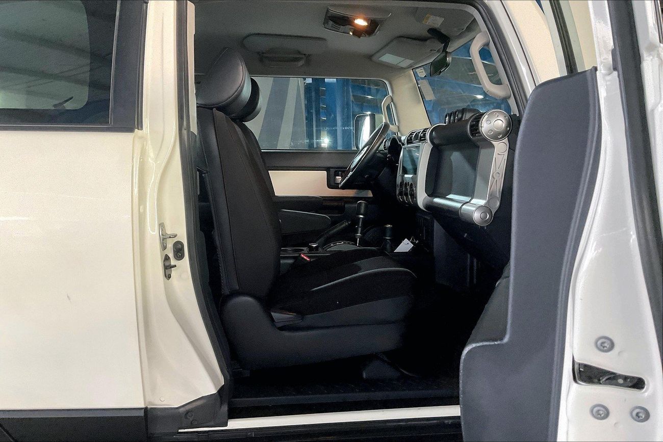 تويوتا إف جي كروزر GXR | شامل الضمان | 0 ﺪﻔﻋﺓ ﺃﻮﻟﻯ