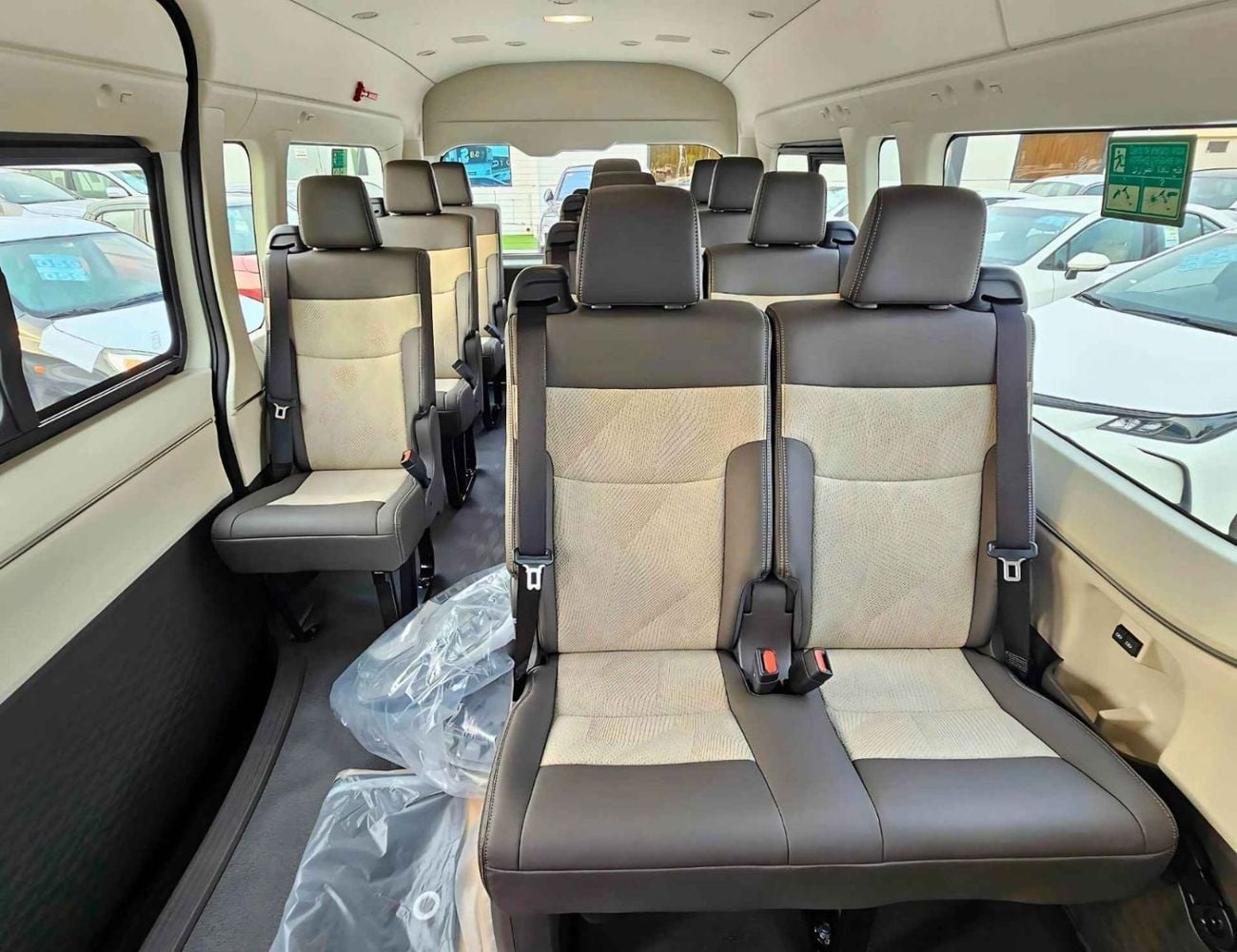 Toyota Hiace GL HIGHROOF GL | 3.5L PETROL M/T V6 | HIGH OPTION 13 SEATER (CODE # HHGL35MP)