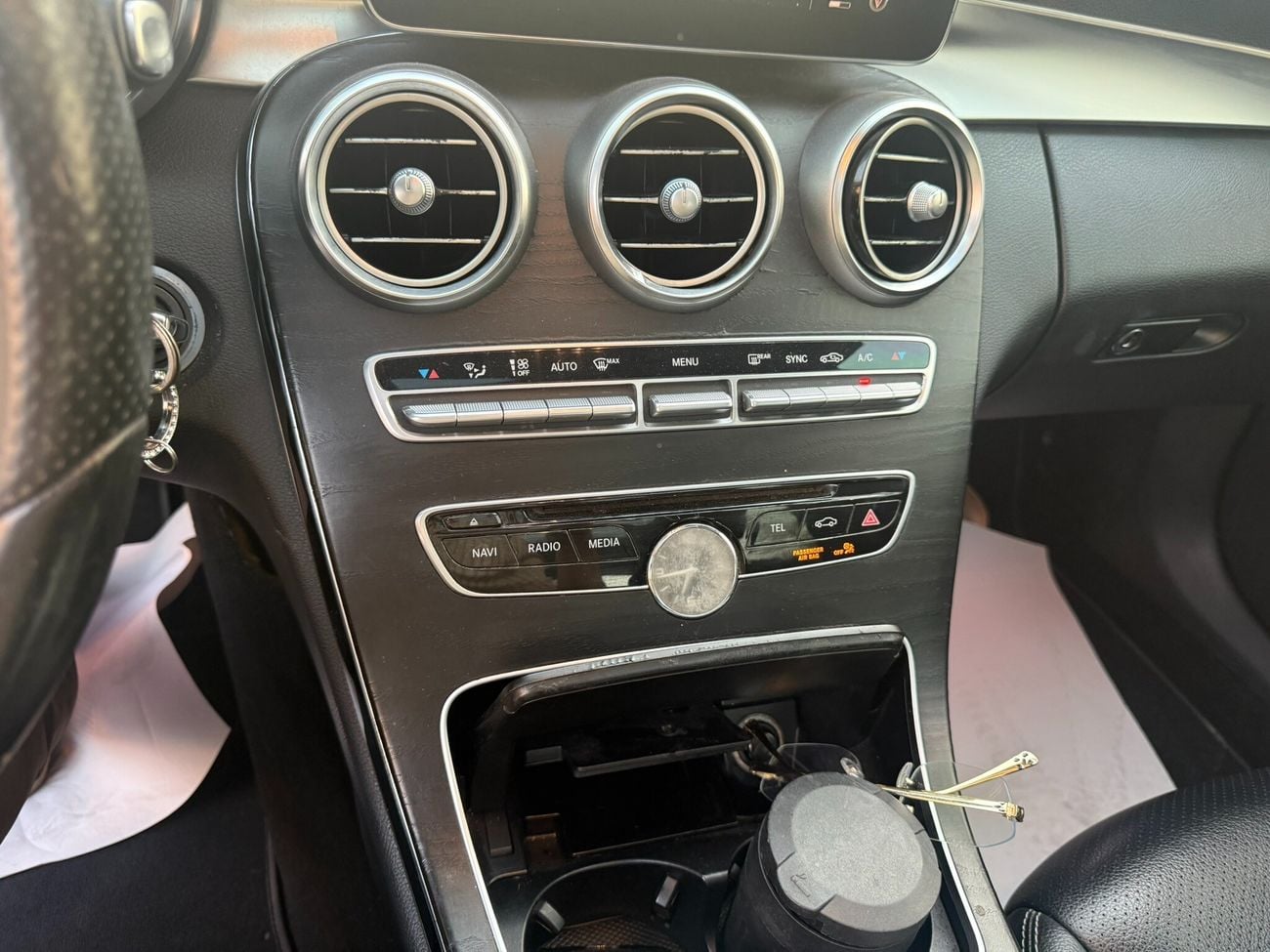 Mercedes Benz C300 STD (NON GCC)