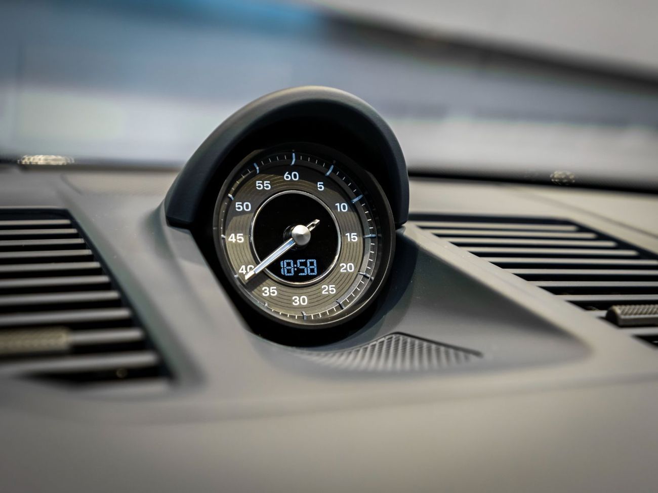 Porsche 911 Turbo 3.8L (580 HP) Coupe 2024 Porsche 911 Turbo, 2029 Porsche Warranty, Full Service History, Low K