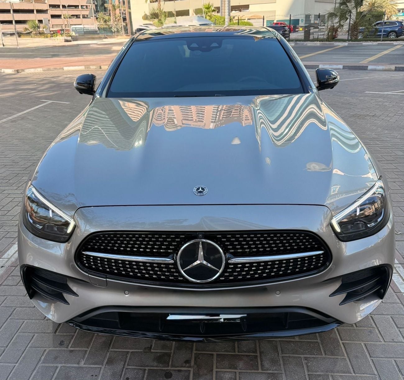 مرسيدس بنز E300