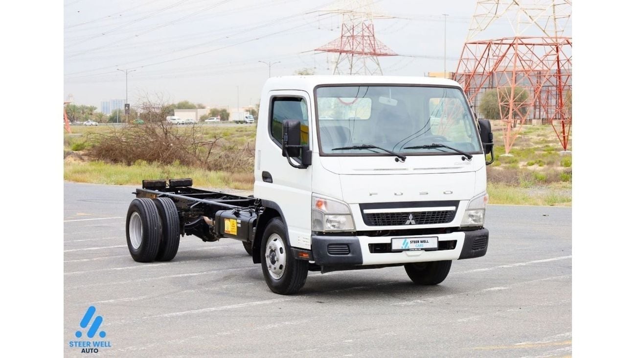 Mitsubishi Fuso Canter Pick Up 4.2L RWD Diesel Manual / Excellent Condition / GCC / Ready to Drive