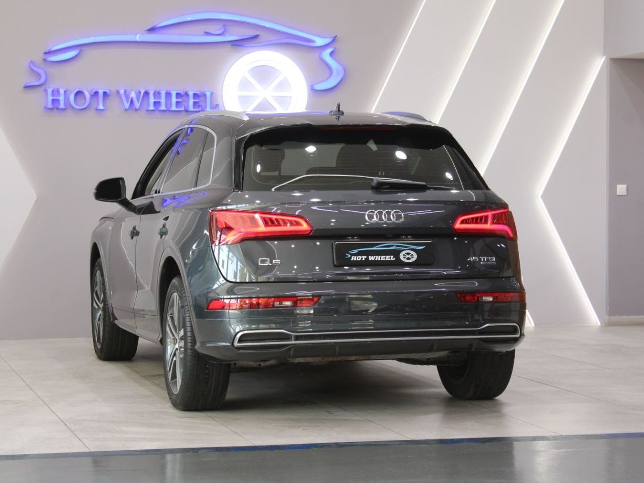 Audi Q5 TFSI | S.LINE MODEL QUATTRO