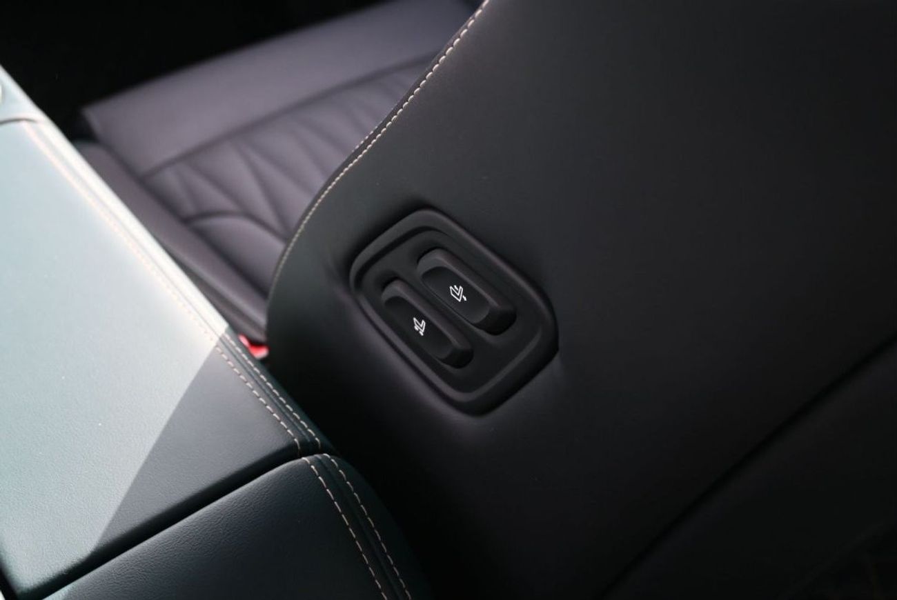 جي إي سي GS 8 GAC GS8 2.0L Turbo, 4WD, 8 Speed AT, 7 Seater, Color White, Model 2024