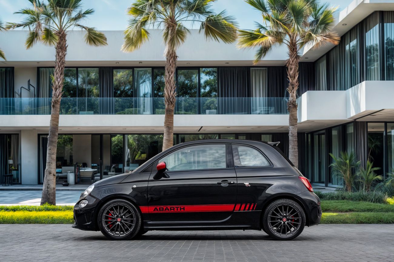Abarth 695 695 | 1,273 P.M | 0% Downpayment | Abarth 695 Turismo Cabrio!